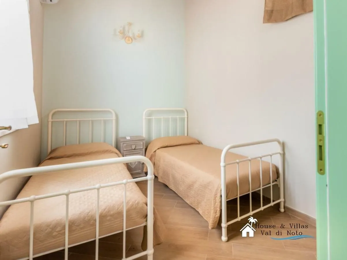 House&Villas - Country Chic Avola Willa
